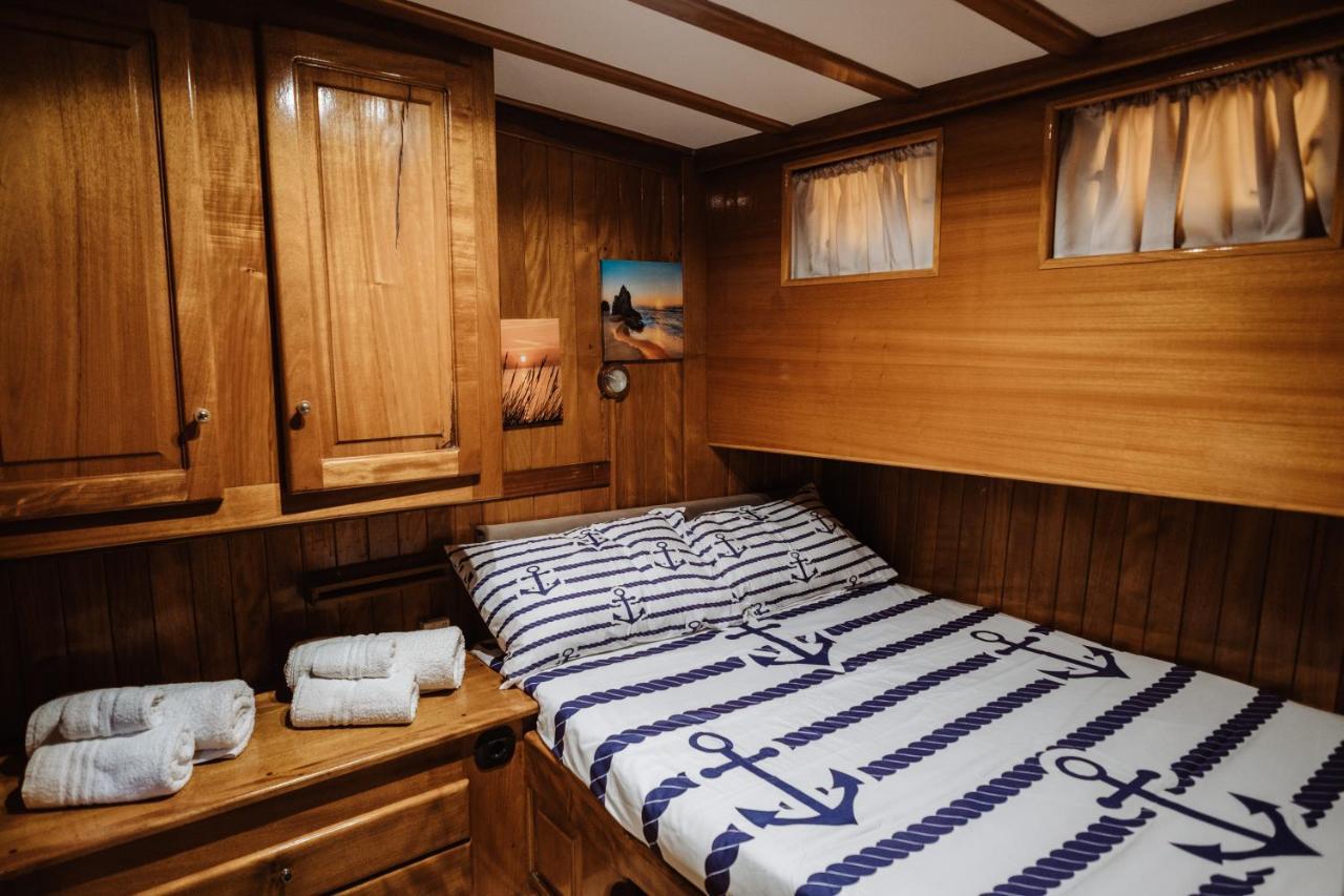 Hotel Sicily Sea Charter Hande Capo Galera à Palerme Extérieur photo