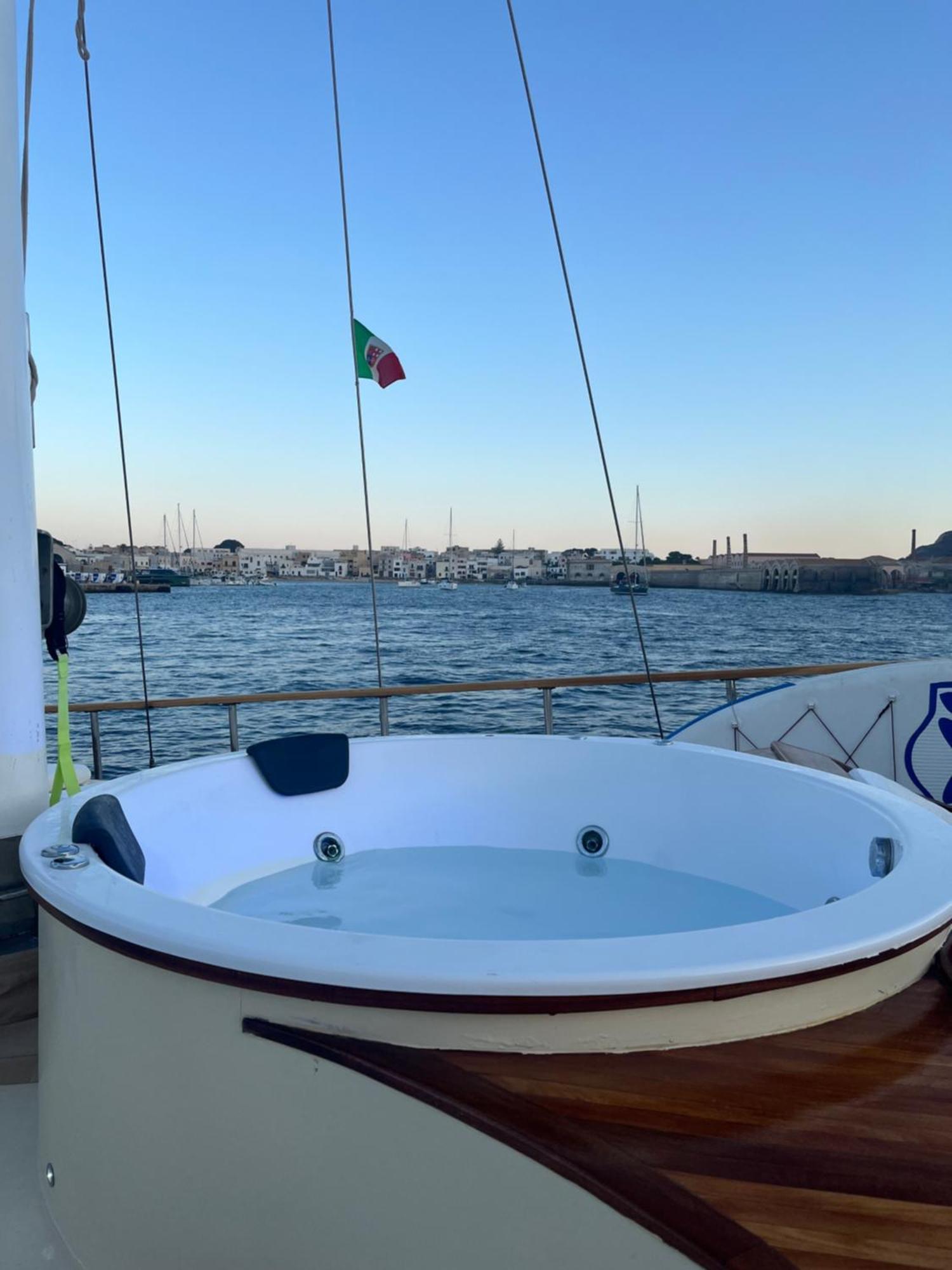 Hotel Sicily Sea Charter Hande Capo Galera à Palerme Extérieur photo